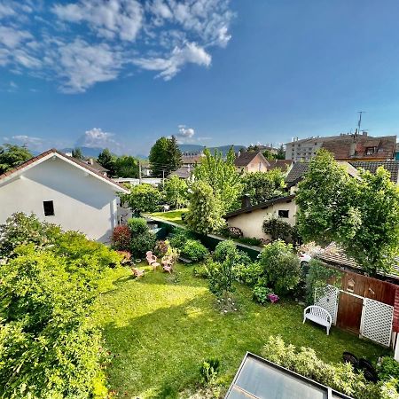 Un Peu Plus Pres Des Etoiles Annecy Extérieur photo